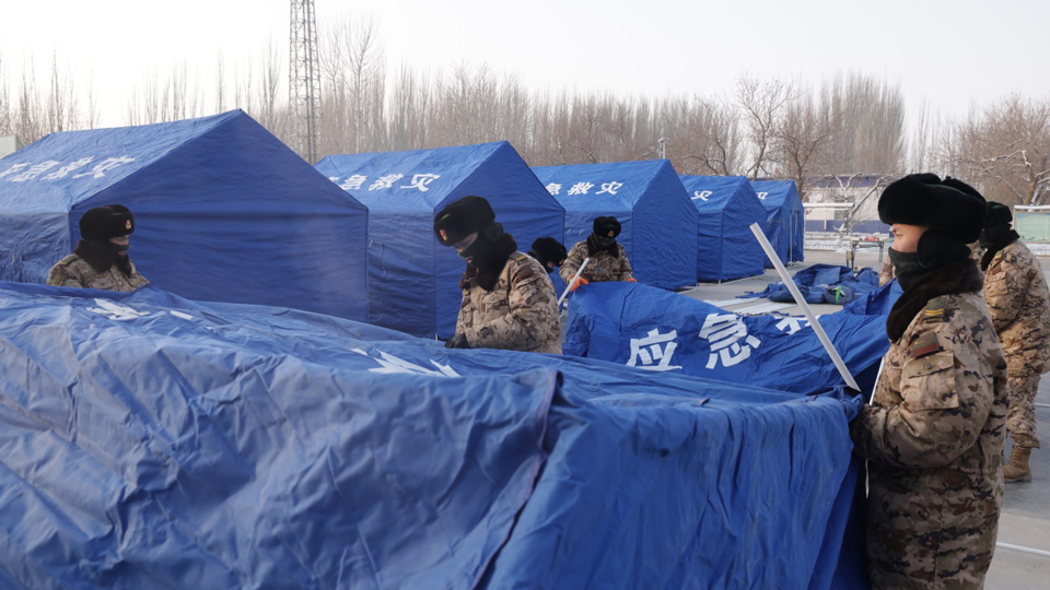 新疆某地地震致3人死亡？假！揭秘真相与谣言之战！